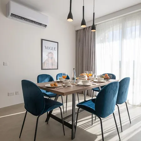 The Valley Collection - B11 *