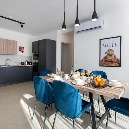 The Valley Collection - B11